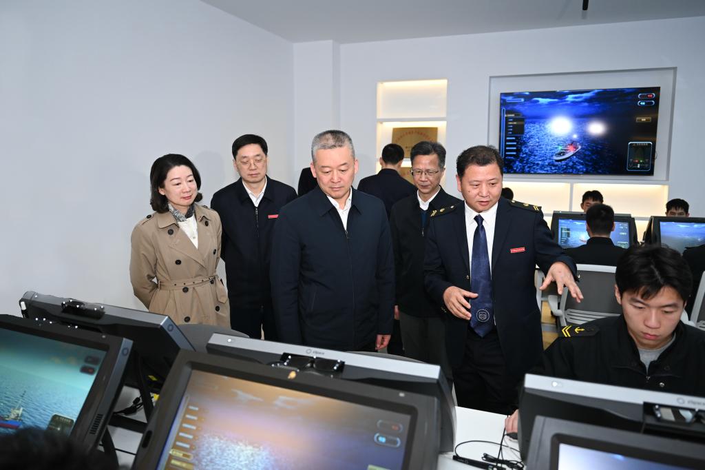 喜迎党代会——舟山市委书记陈重到我校调研